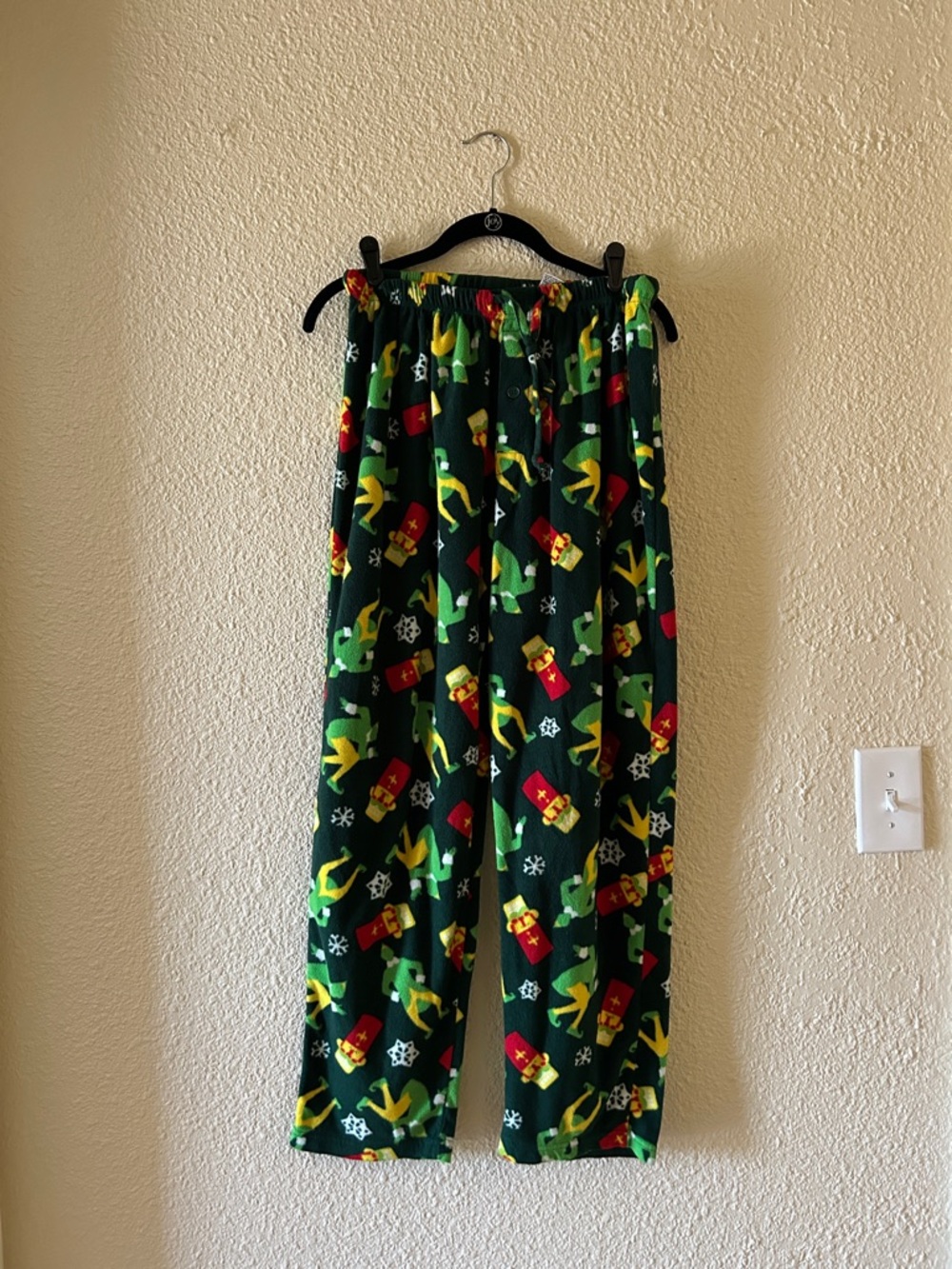 ELF Green Holiday Print Lounge Pants